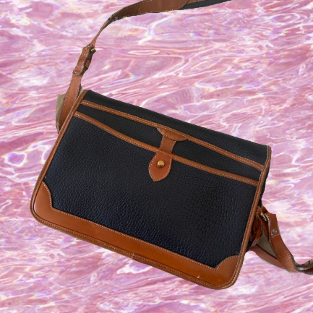 DOONEY & BOURKE Vintage Surrey Leather Crossbody Bag - Picture 2 of 3